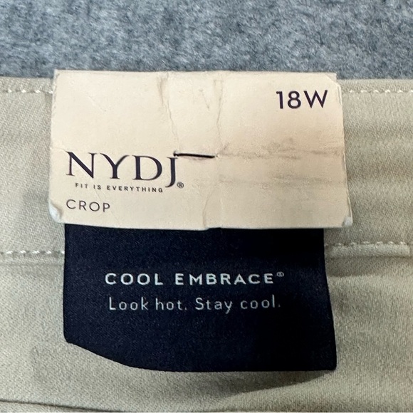 NWT NYDJ Plus Size Marilyn Straight Crop Jeans in Feather. Sz: 18W - Picture 8 of 10
